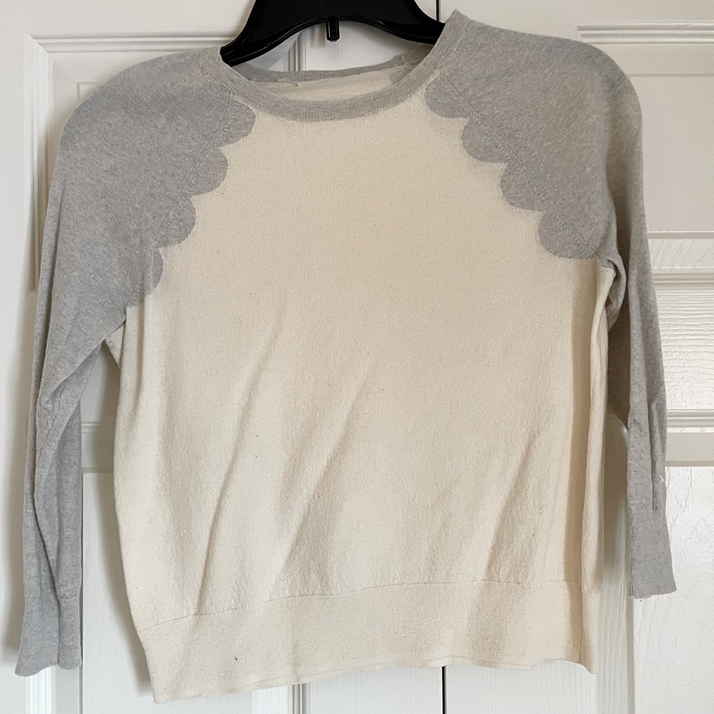 Light Jcrew Sweater with Scallop detail